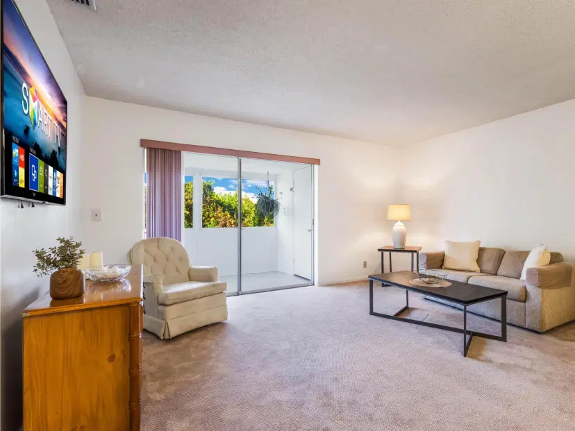 Picture of 303 NE 17Th Avenue 203, Boynton Beach FL 33435