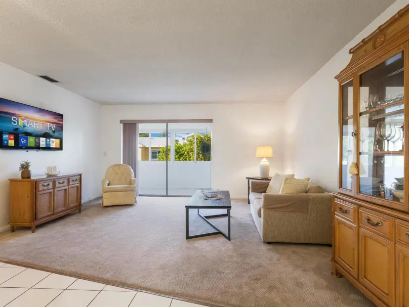 Picture of 303 NE 17Th Avenue 203, Boynton Beach FL 33435