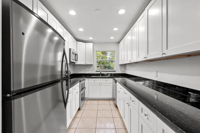 Picture of 1962 NE 6Th Street 4B, Deerfield Beach FL 33441