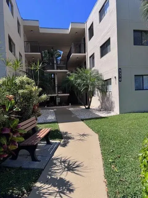 Picture of 5370 Las Verdes CR 319, Delray Beach, FL 33484