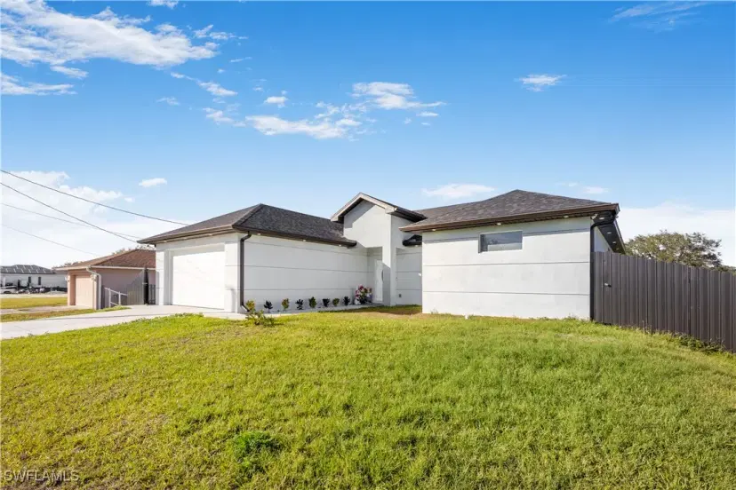 Picture of 4014 19Th St Sw, Lehigh Acres FL 33976