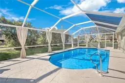 Picture of 1912 SE 8Th Pl, Cape Coral, FL 33990