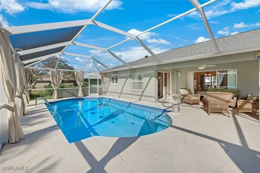 Picture of 1912 SE 8Th Pl, Cape Coral FL 33990