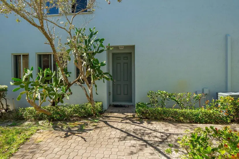 Picture of 3197 Laurel Ridge Circle, Riviera Beach FL 33404