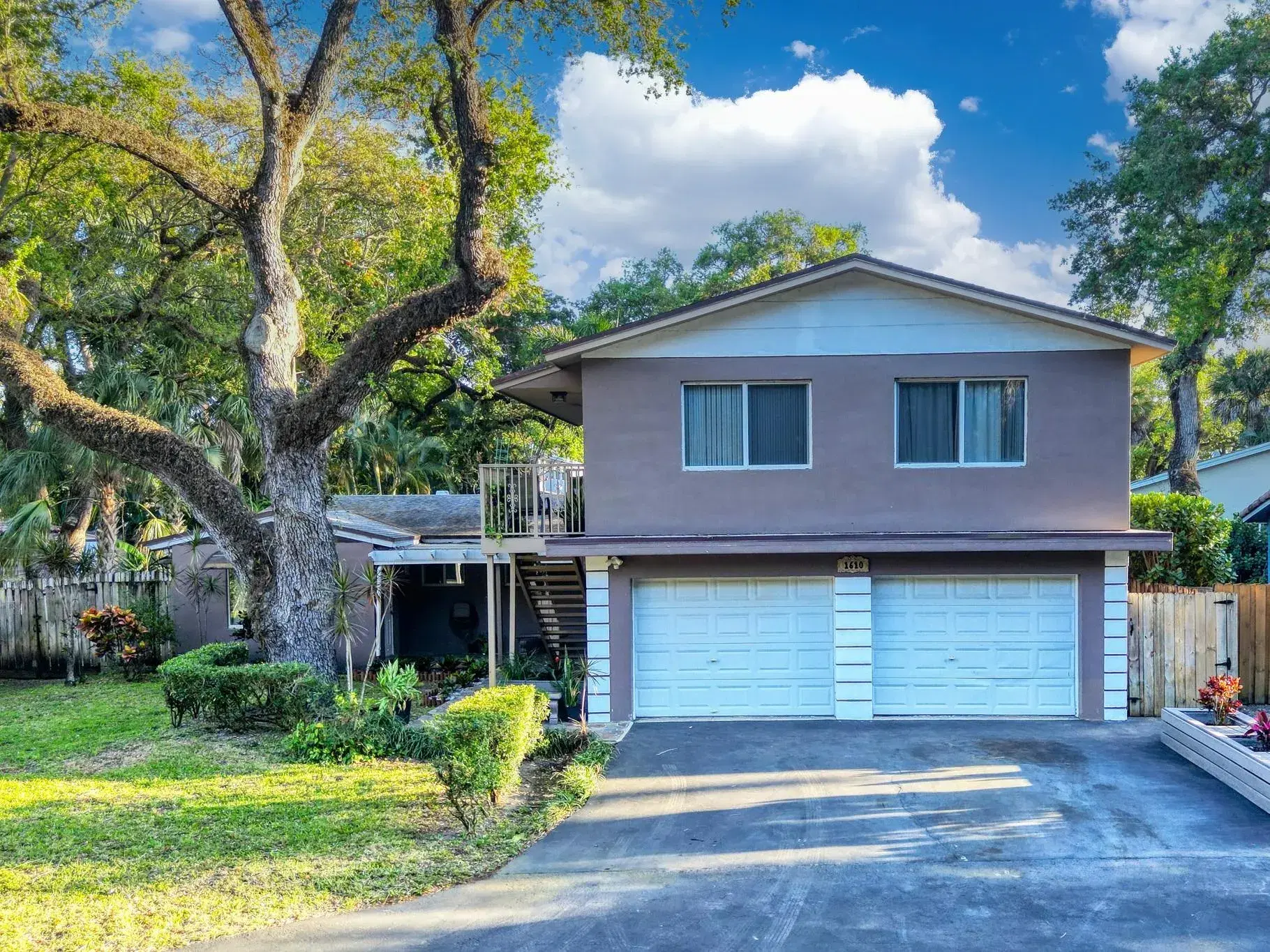 Picture of 1610 SW 30Th Pl, Fort Lauderdale, FL 33315