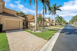 Picture of 6021 Jonathans Bay Cir 301, Fort Myers, FL 33908