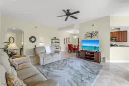 Picture of 6021 Jonathans Bay Cir 301, Fort Myers, FL 33908
