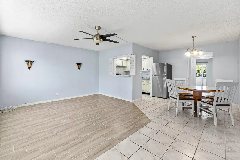 Picture of 79 Camden D, West Palm Beach FL 33417
