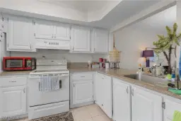 Picture of 7069 Quail Run Ct E 7, Fort Myers, FL 33908