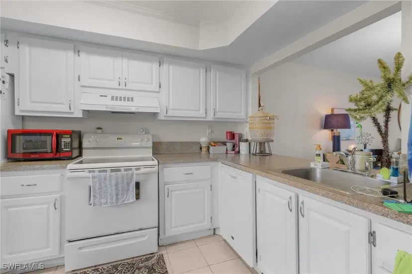 Picture of 7069 Quail Run Ct E 7, Fort Myers FL 33908
