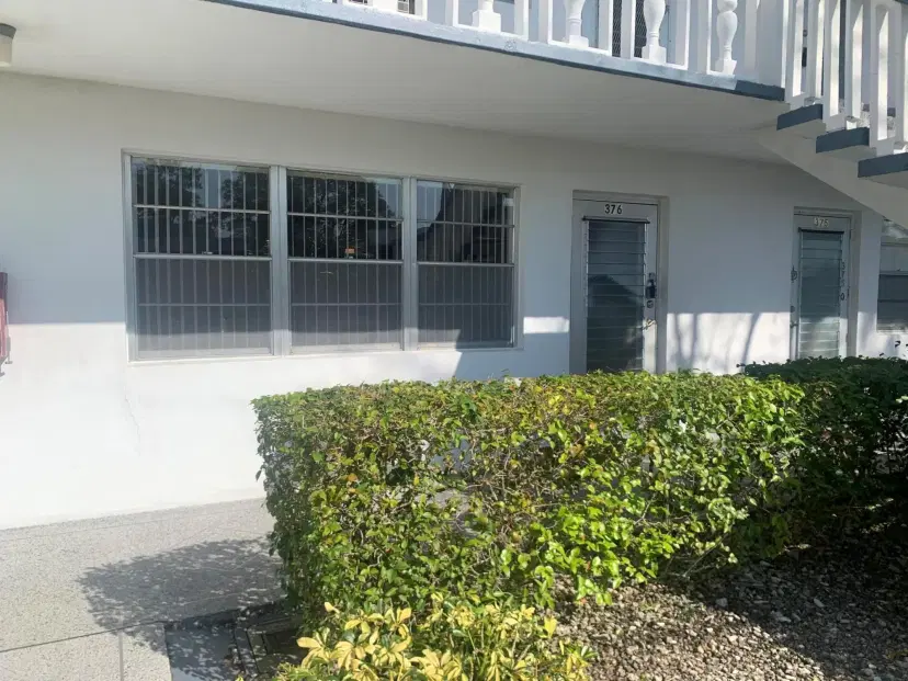 Picture of 376 Windsor Q, West Palm Beach FL 33417