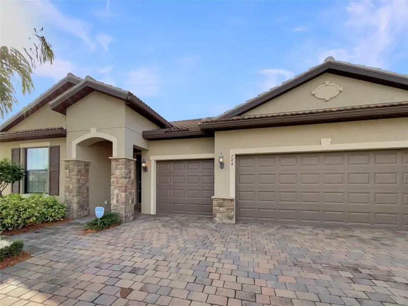 Picture of 744 SE Villandry Way, Port St Lucie FL 34984