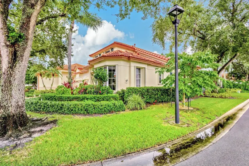 Picture of 122 Spyglass Way, Palm Beach Gardens FL 33418