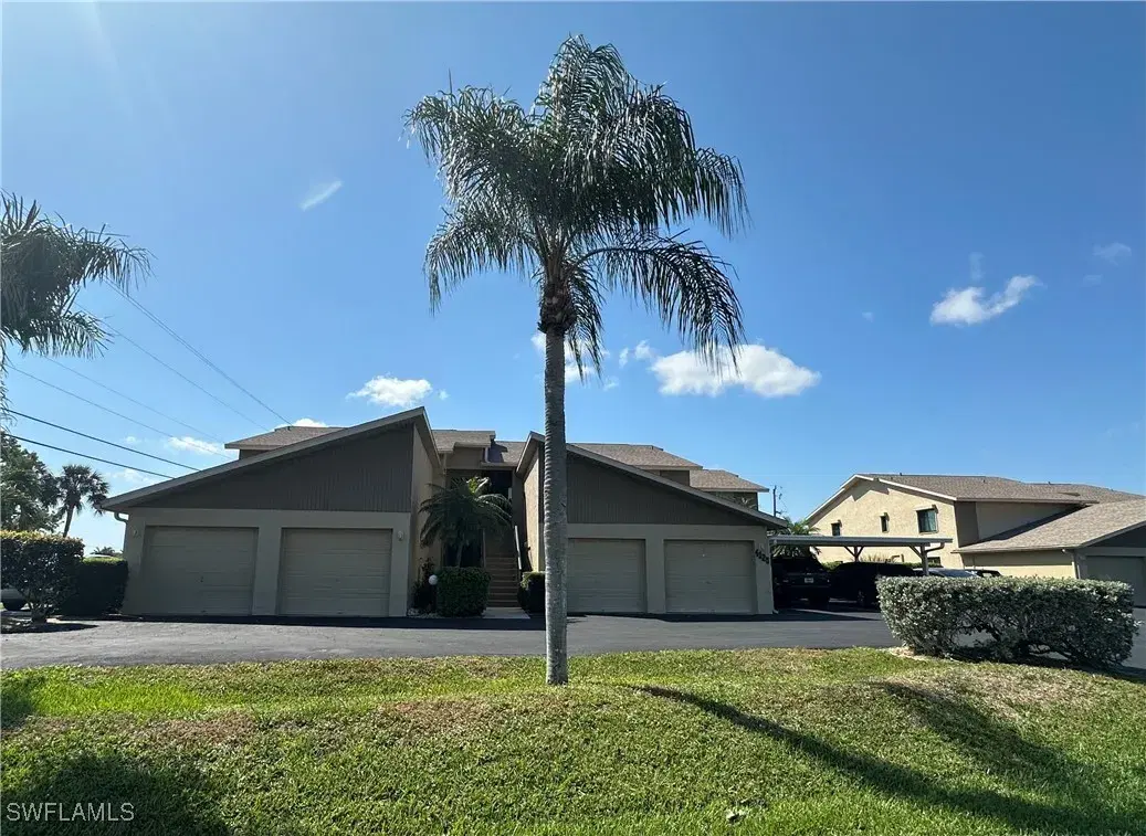 Picture of 4120 SE 19Th Pl 202, Cape Coral, FL 33904