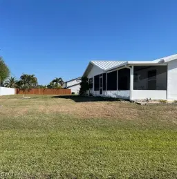 Picture of 302 NE 23Rd Pl, Cape Coral, FL 33909
