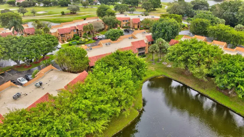 Picture of 11255 Green Lake Drive 202, Boynton Beach FL 33437