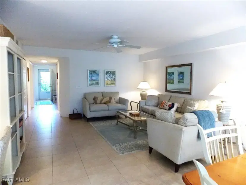 Picture of 15475 Cedarwood Ln 104, Naples FL 34110