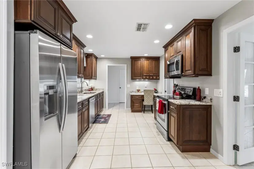Picture of 12840 Dornoch Ct, Fort Myers FL 33912