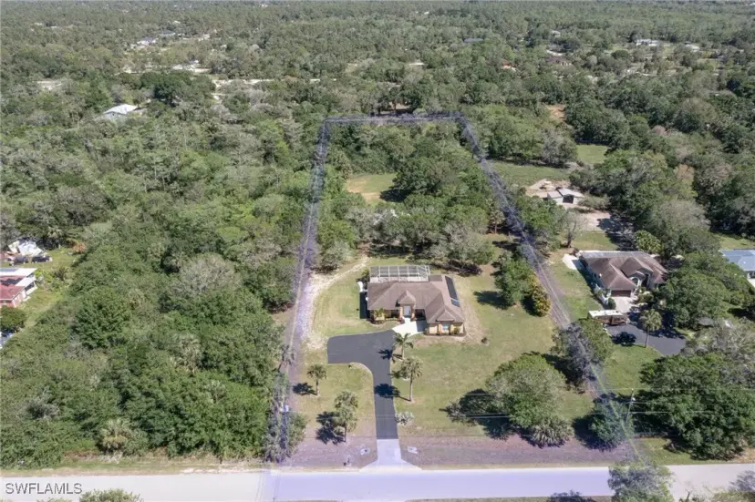 Picture of 290 20Th St Ne, Naples FL 34120