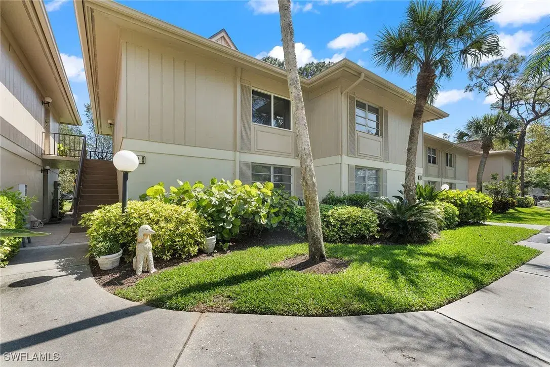 Picture of 20 Bob O Link Ct 20B, Naples, FL 34105