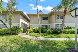 Picture of 20 Bob O Link Ct 20B, Naples, FL 34105