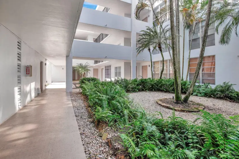 Picture of 6923 Cypress Rd D12, Plantation FL 33317