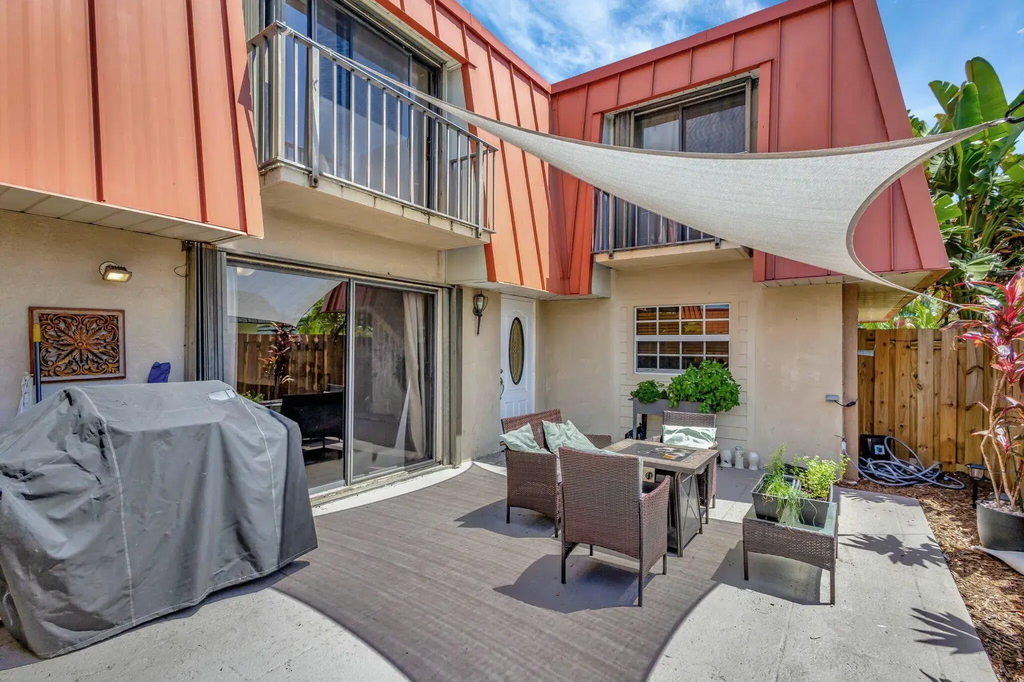 Picture of 3230 Meridian Way S D, Palm Beach Gardens, FL 33410