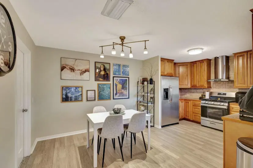 Picture of 3230 Meridian Way S D, Palm Beach Gardens FL 33410