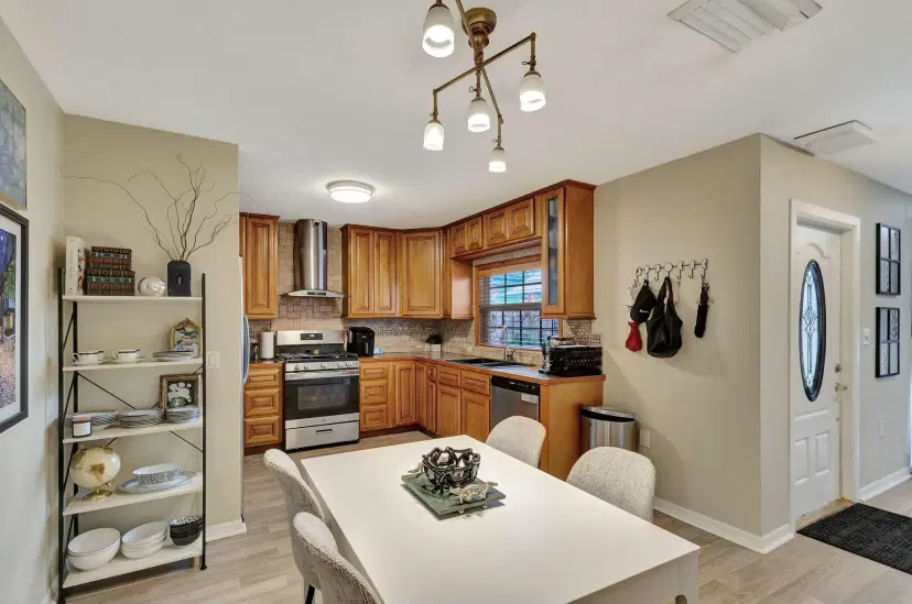 Picture of 3230 Meridian Way S D, Palm Beach Gardens FL 33410
