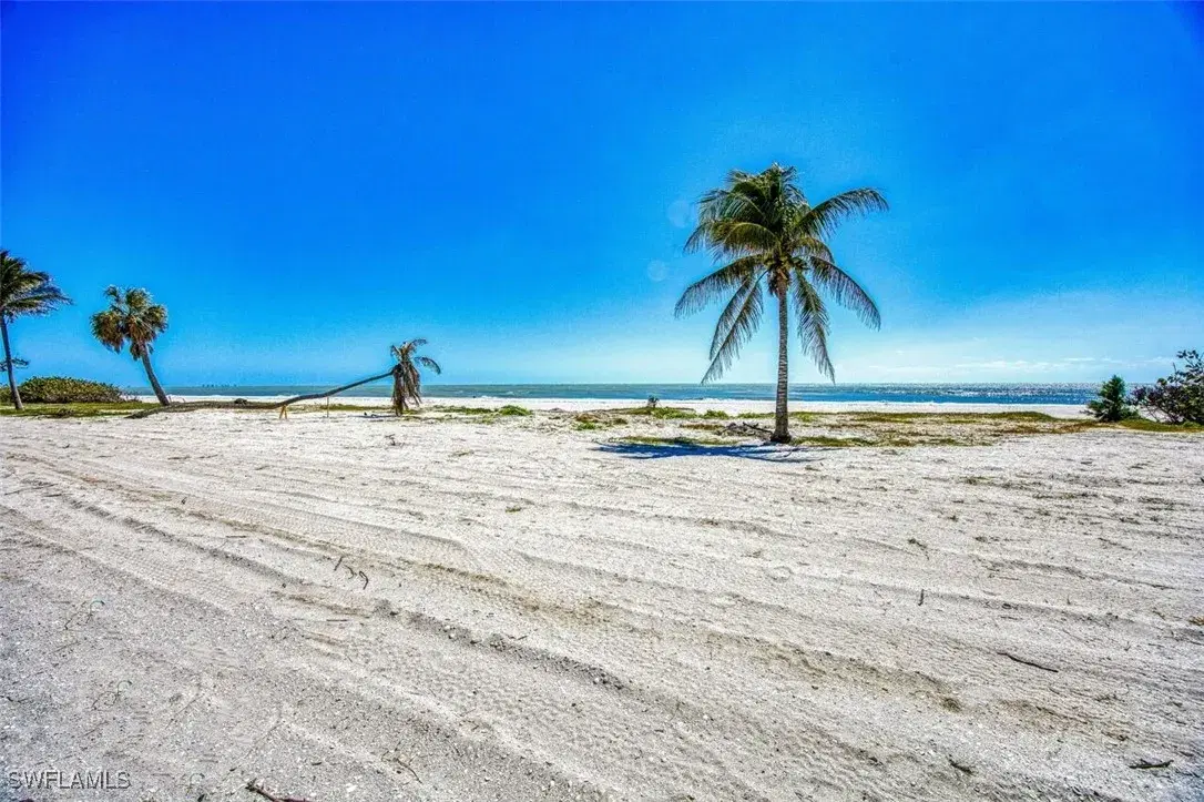 Picture of 2255 W Gulf Dr 110, Sanibel, FL 33957