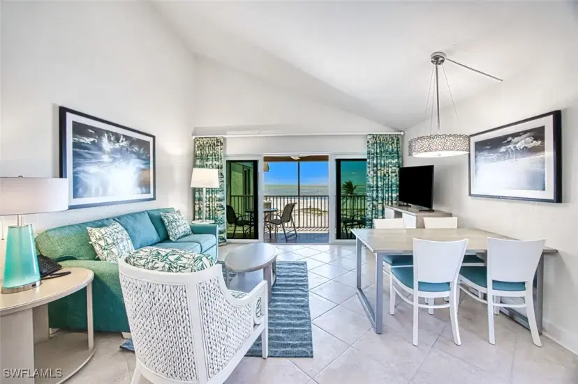 Picture of 2255 W Gulf Dr 110, Sanibel FL 33957