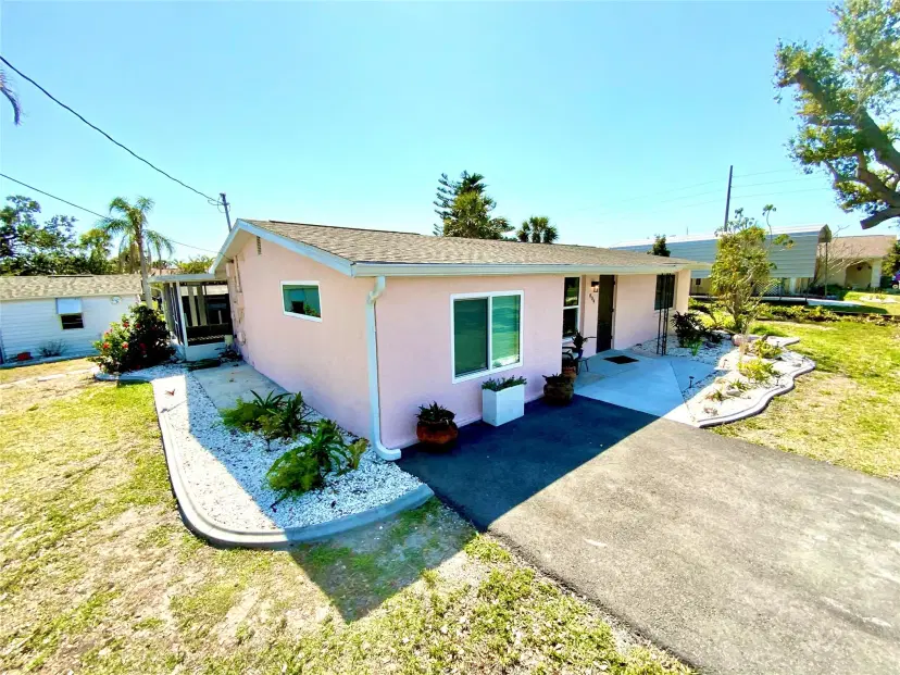 Picture of 809 E 5Th St, Englewood FL 34223