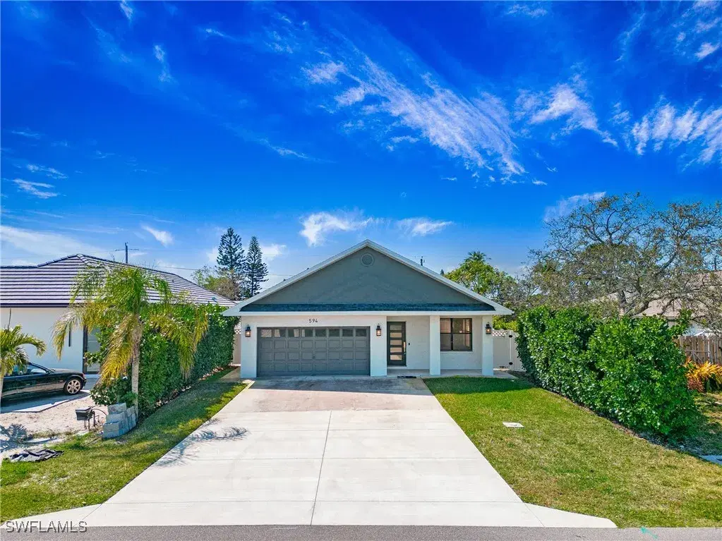Picture of 594 108Th Ave N, Naples, FL 34108