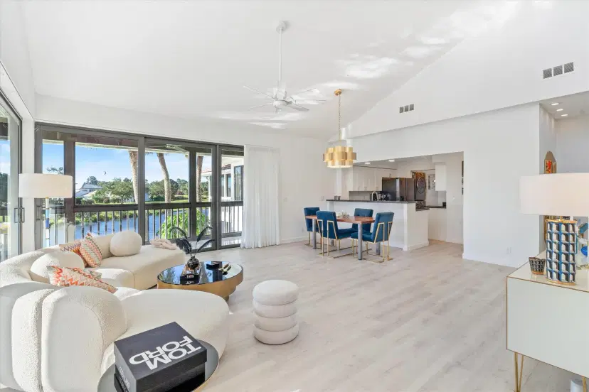 Picture of 19317 Sabal Lake Drive 5066, Boca Raton FL 33434
