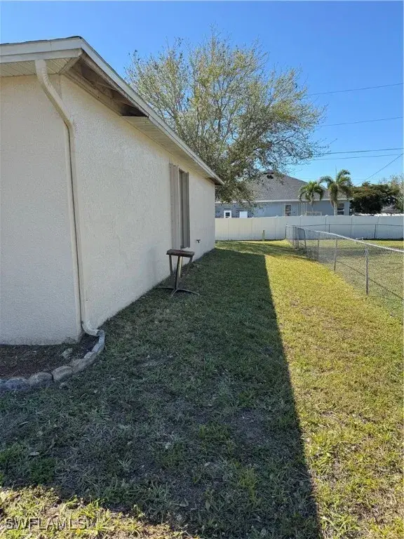 Picture of 630 NW 17Th Ave, Cape Coral FL 33993