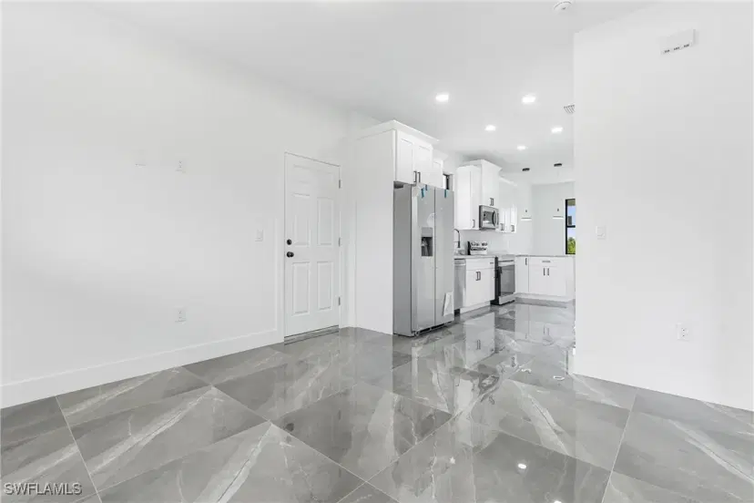 Picture of 922 Dobbins St E, Lehigh Acres FL 33974