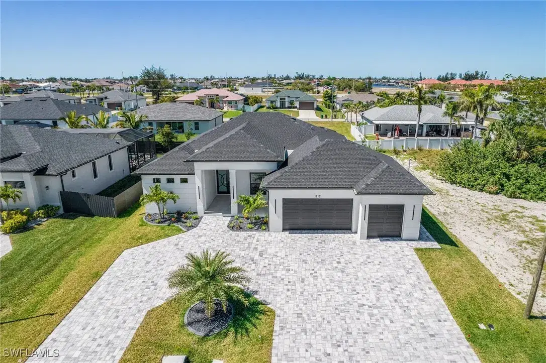 Picture of 312 SW 31St Ave, Cape Coral, FL 33991