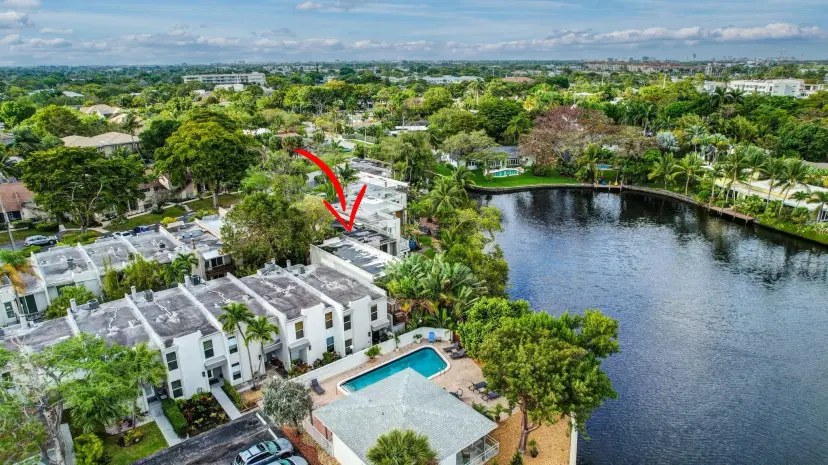 Picture of 688 Kensington Pl, Wilton Manors FL 33305
