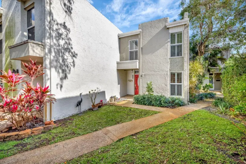 Picture of 688 Kensington Pl, Wilton Manors FL 33305