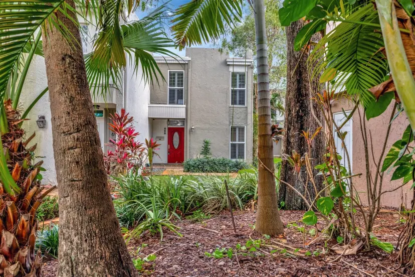 Picture of 688 Kensington Pl, Wilton Manors FL 33305
