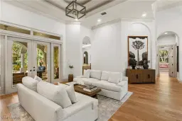 Picture of 4747 7Th Ave Sw, Naples, FL 34119