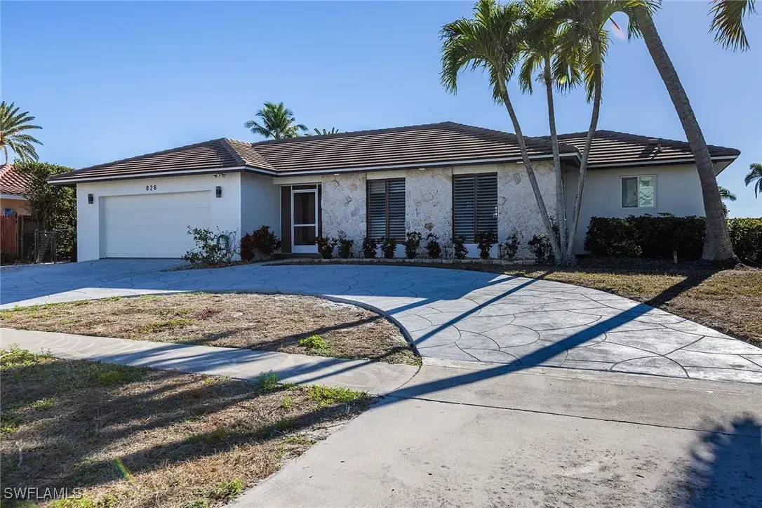 Picture of 828 N Barfield Dr, Marco Island, FL 34145
