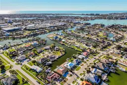 Picture of 828 N Barfield Dr, Marco Island, FL 34145