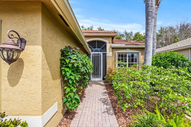 Picture of 7413 Forest Park Way, Boynton Beach FL 33437