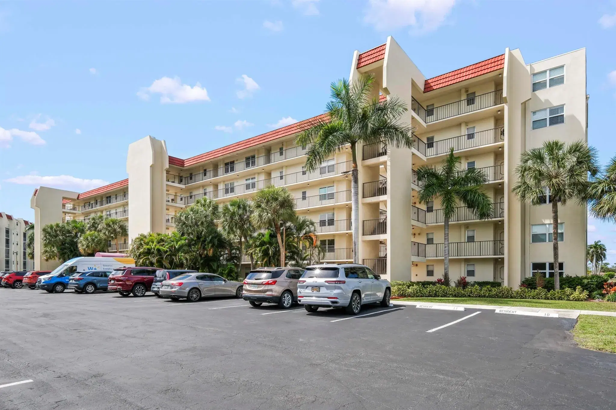 Picture of 3871 Via Poinciana 104, Lake Worth, FL 33467