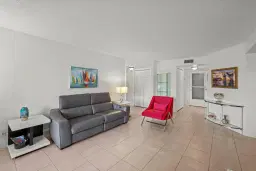 Picture of 3871 Via Poinciana 104, Lake Worth, FL 33467
