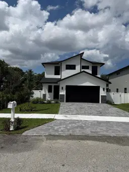 Picture of 580 Lucky Lane, Delray Beach, FL 33444
