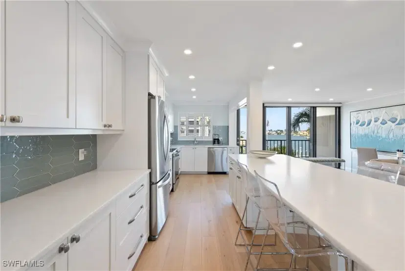 Picture of 3000 Gulf Shore Blvd N 215, Naples FL 34103