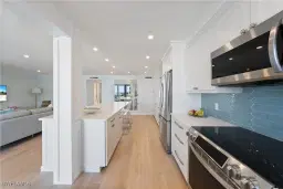Picture of 3000 Gulf Shore Blvd N 215, Naples, FL 34103