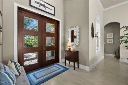 Picture of 914 Tivoli Ct, Naples, FL 34104